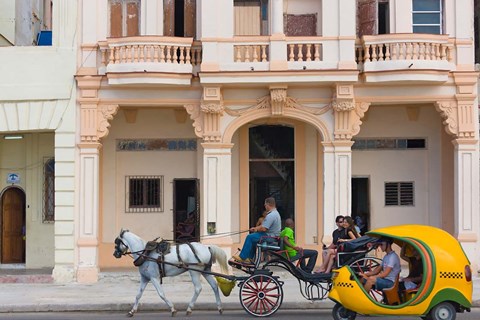 Framed Horse cart, historic center, Havana, UNESCO World Heritage site, Cuba Print