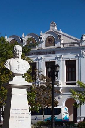 Framed Cuba, Cienfuegos, Parque Jose Marti, Monument Print