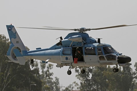 Framed AS-565 Atalef of the Israeli Air Force in a rescue demonstration Print