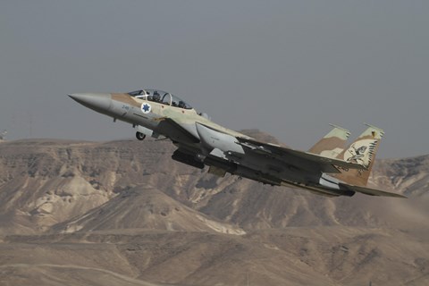 Framed F-15I Ra&#39;am of the Israeli Air Force takes off from Ovda Air Force Base Print