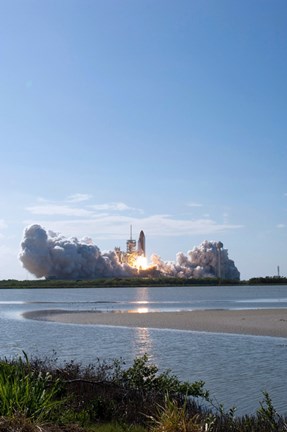 Framed Space Shuttle Discovery Lifts Off Print