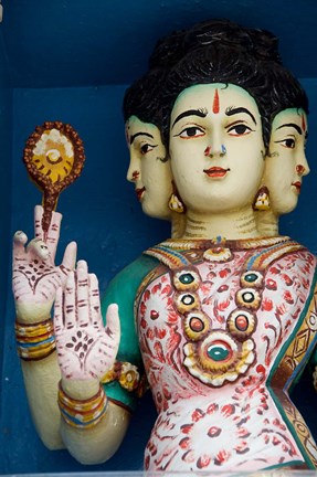 Framed Oldest Hindu temple, Sri Mariamman Temple, Singapore Print