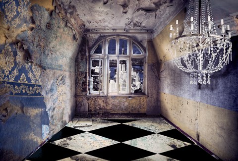 Framed Glorified Past Print