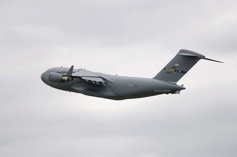 Framed C-17 Globemaster III Print