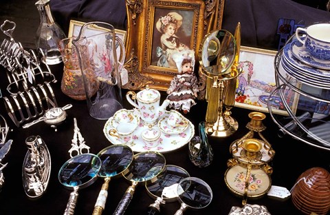 Framed Antiques For Sale, Apple Market, Covent Garden, London, England Print