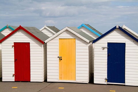 Framed Bath Houses in Paignton, Devon, England Print