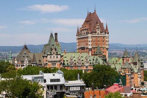 Framed Fairmont Le Chateau Frontenac Hotel Print