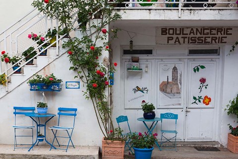 Framed Prunelli di Fiumorbo Courtyard Print