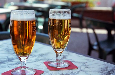 Framed Chablis, Bar, Bourgogne, France Print