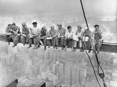 Framed New York Construction Workers Lunching on a Crossbeam, 1932 Print