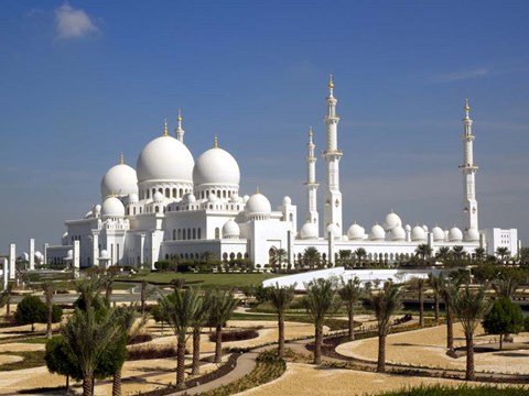 Framed Sheikh Zayed Bin Sultan Al Nahyan Grand Mosque, Abu Dhabi, United Arab Emirates Print