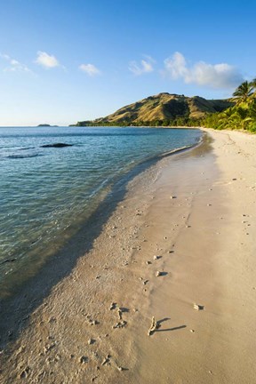 Framed White sandy beach, Oarsman Bay, Yasawa, Fiji, South Pacific Print