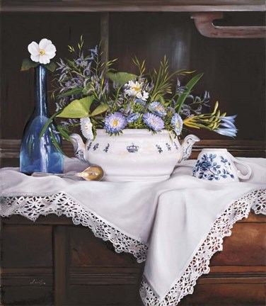 Framed Afternoon Tea con Bottiglia Blu Print
