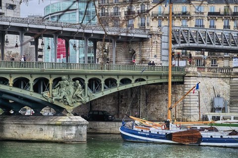 Framed Pont de Bir Hakeim With Boat Print