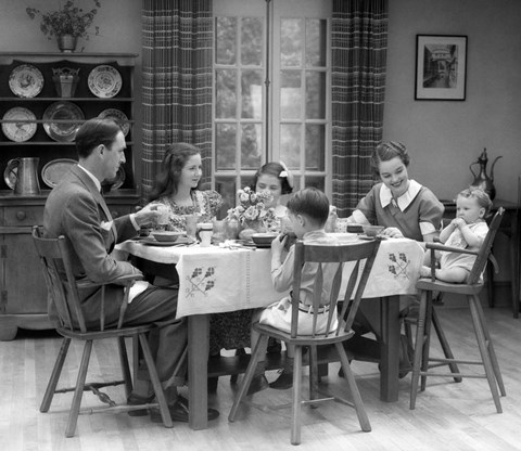 Framed 1930s Family Of 6 Sitting At The Table Print