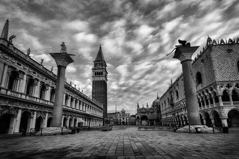 Framed B&amp;W San Marco Print