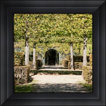 Framed Parisian Stroll II Print