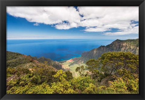 Framed Landscape View From Kalalau Lookout, Hawaii Print