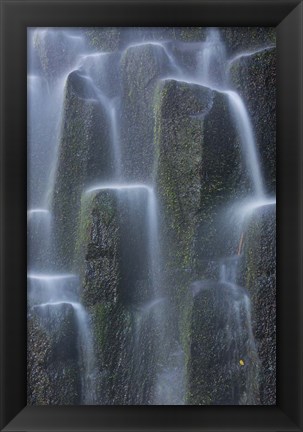 Framed Uwaterfalls Over Basalt Columns, Oregon Print