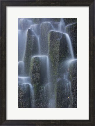 Framed Uwaterfalls Over Basalt Columns, Oregon Print