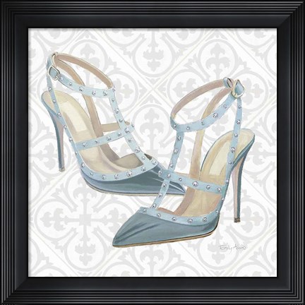 Framed Must Have Fashion II Gray White Print