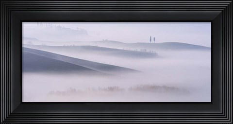 Framed Dawn Mist in Val d&#39;Orcia, Tuscany Print