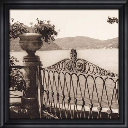 Framed Cernobbio Vista Print