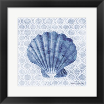 Framed Seashell I Print