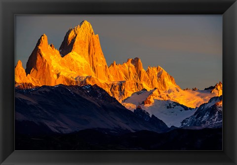 Framed Argentina, Patagonia El Chalten, Fitz Roy Print