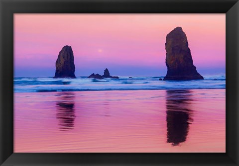 Framed Oregon, Bandon Sunrise On Beach Sea Stacks Print