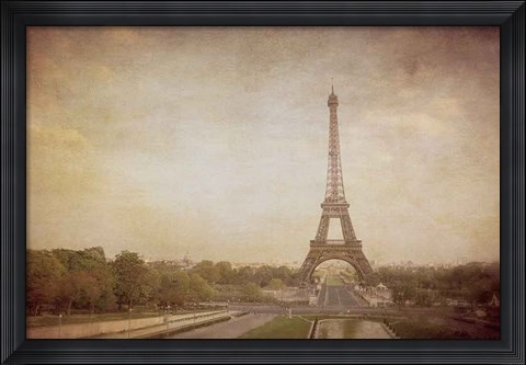 Framed Tour de Eiffel Print