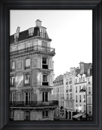 Framed Parisian Stroll I Print
