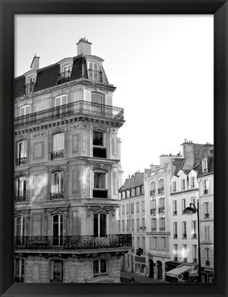 Framed Parisian Stroll I Print