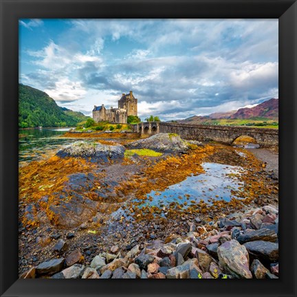 Framed Eilean Donan Castle Print