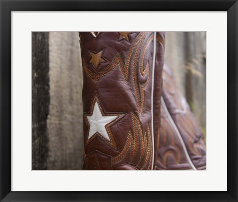 Framed Boots with Star Print