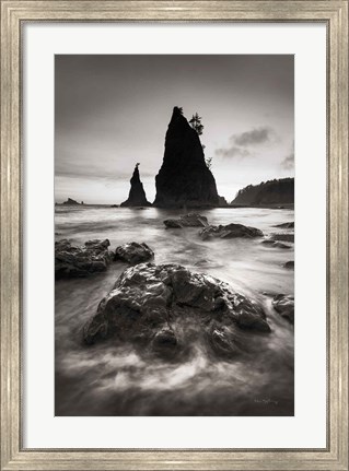 Framed Split Rock Rialto Beach Print