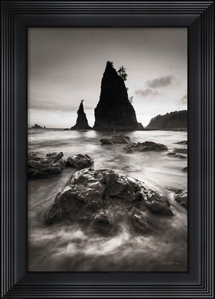 Framed Split Rock Rialto Beach Print