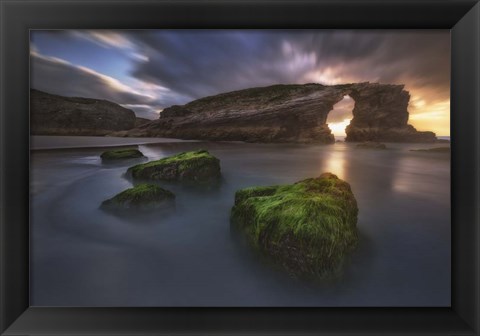 Framed Beach of the Cathedrals Print