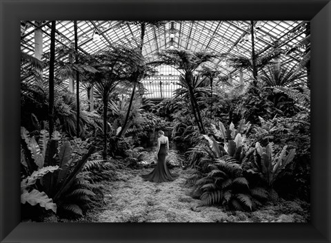 Framed Unconventional Womenscape #2, Jardin d&#39;Hiver (BW) Print