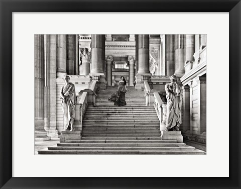 Framed Dame a l&#39;escalier (BW) Print