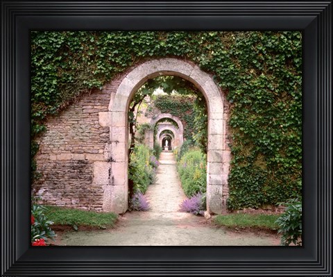 Framed Banc de Jardin No. 3 Print