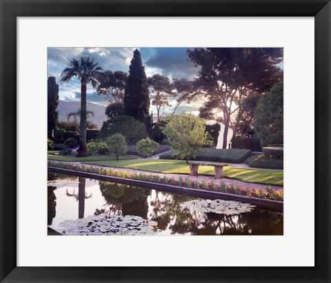 Framed Banc de Jardin No. 32 Print