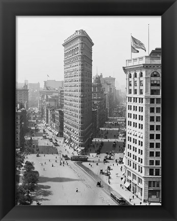 Framed Flatiron Building, circa 1908 Print