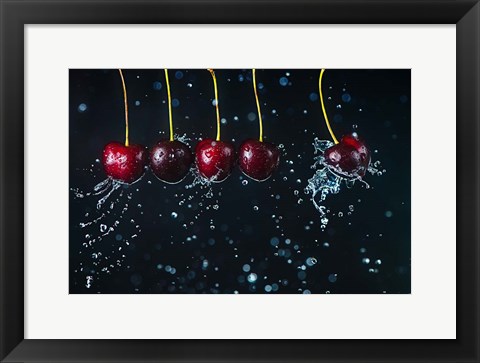 Framed Newton&#39;s Cradle Print