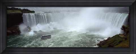 Framed Horseshoe Falls, Niagara River Print