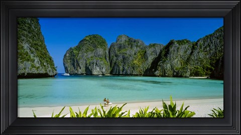 Framed Couple standing on the beach, Thailand Print