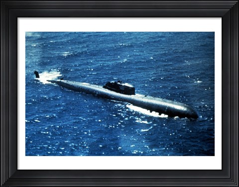 Framed Soviet Victor 1 Class Nuclear-Powered Attack Submarine Print