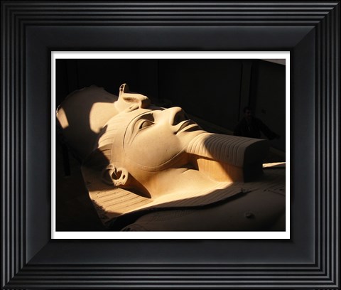 Framed Kolosstatue Ramses II Memphis Egypt Print