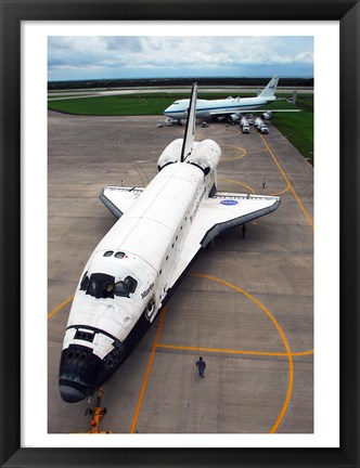 Framed Atlantis STS117 Towed Print