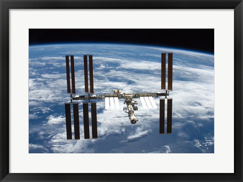 Framed STS-126  ISS Flyaround Print